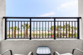 Winter Rates! Oceanfront Dream for our Beach Lovers! L 240